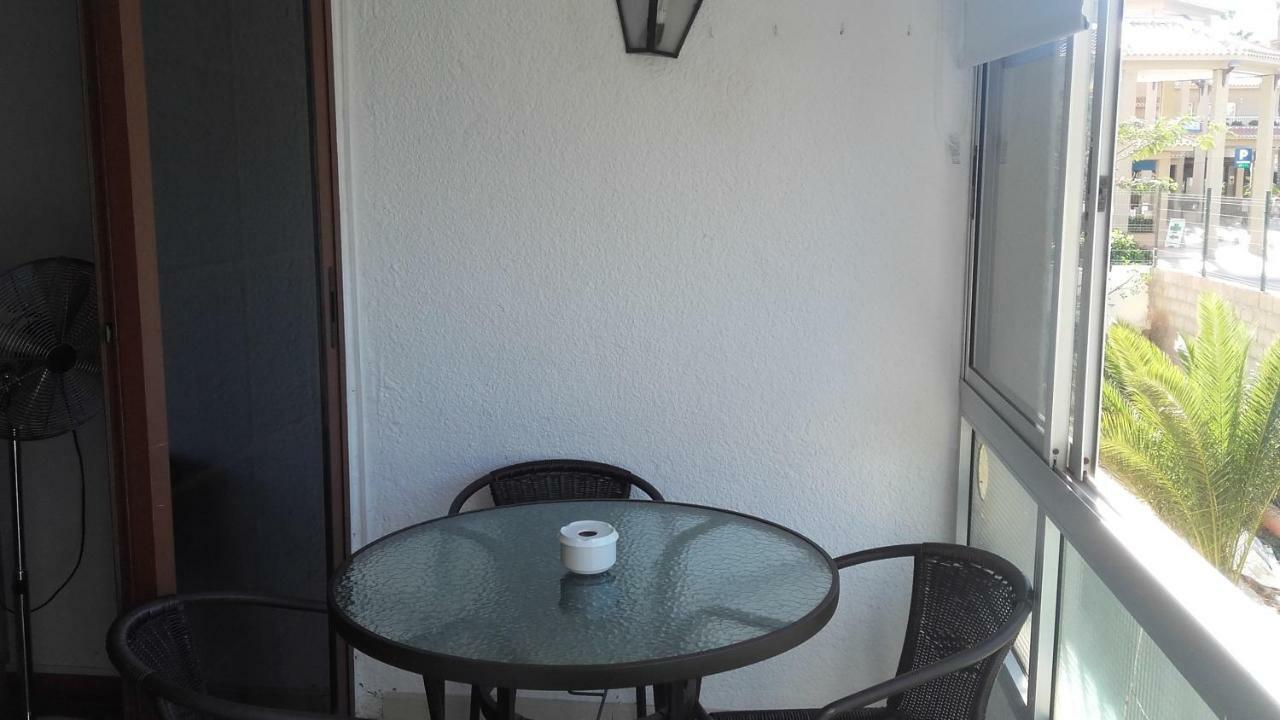 Torres Cristianos Apartment *